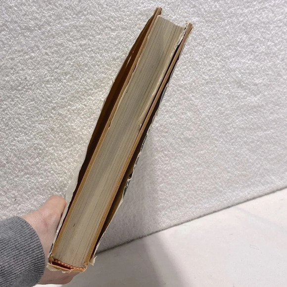 Vintage Chatelaine’s Adventures In Cooking Hard Cover Cookbook - Picture 9 of 15